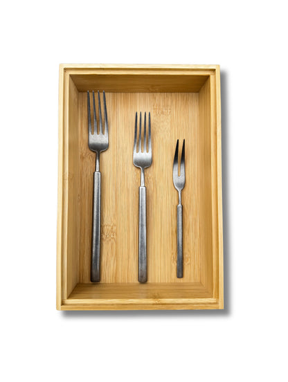 VAULT22 FERRO 14PC FLATWARE SET